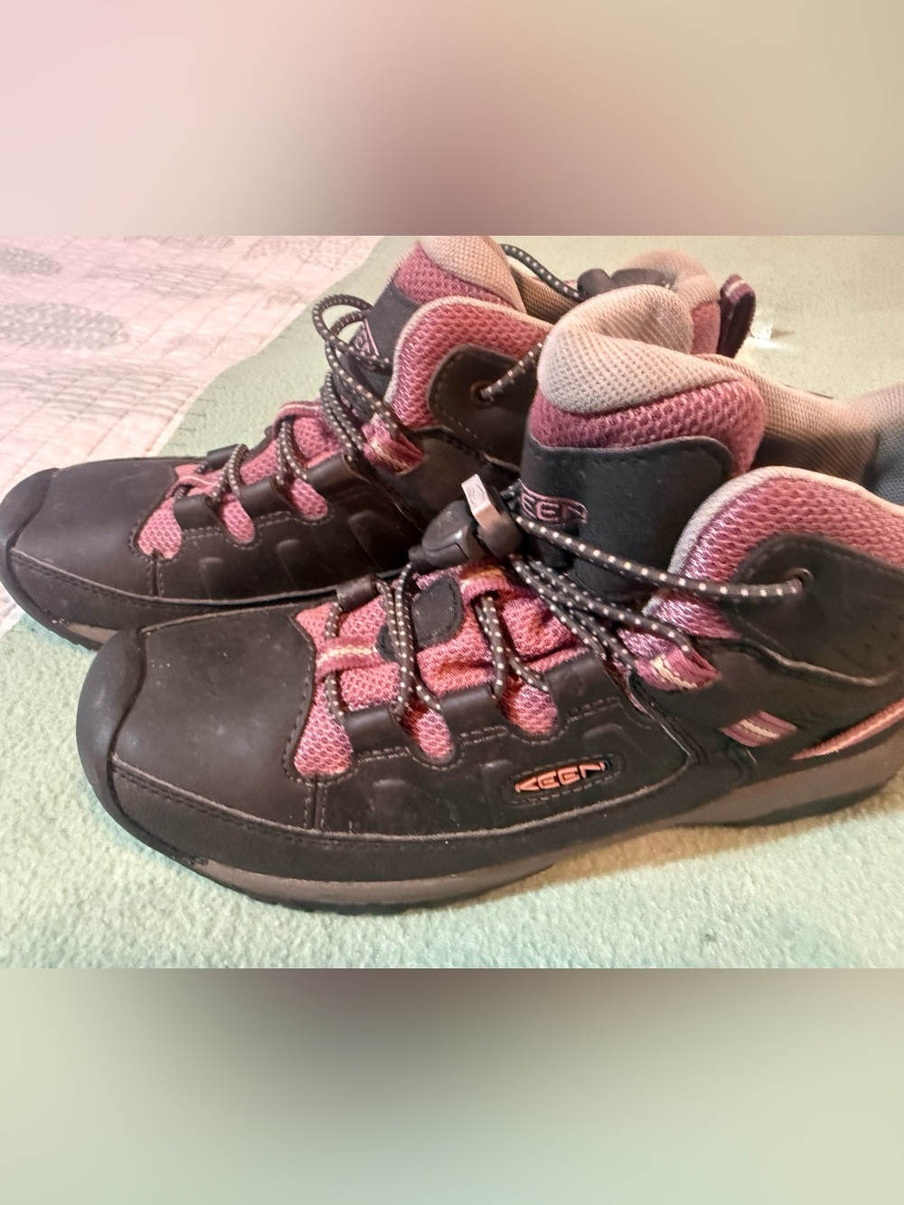 KEEN Womens Black and Pink Adventure Boots